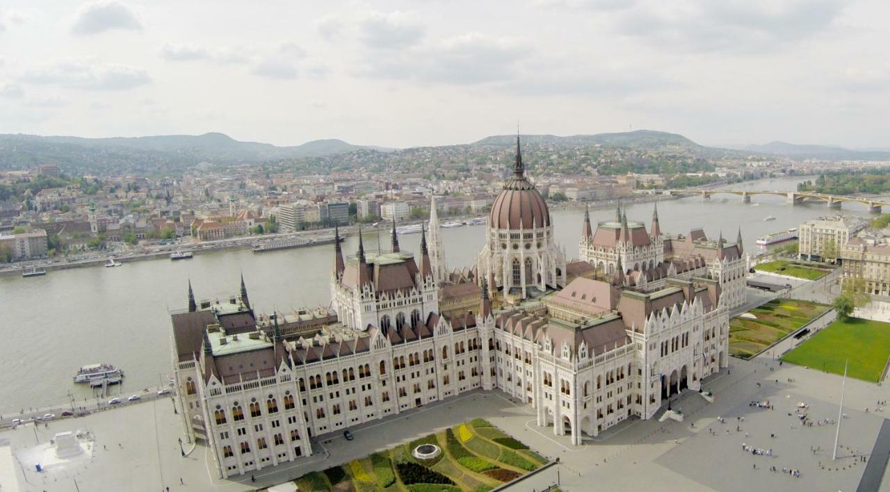 Little Americas Museum Apartments Будапеща Екстериор снимка